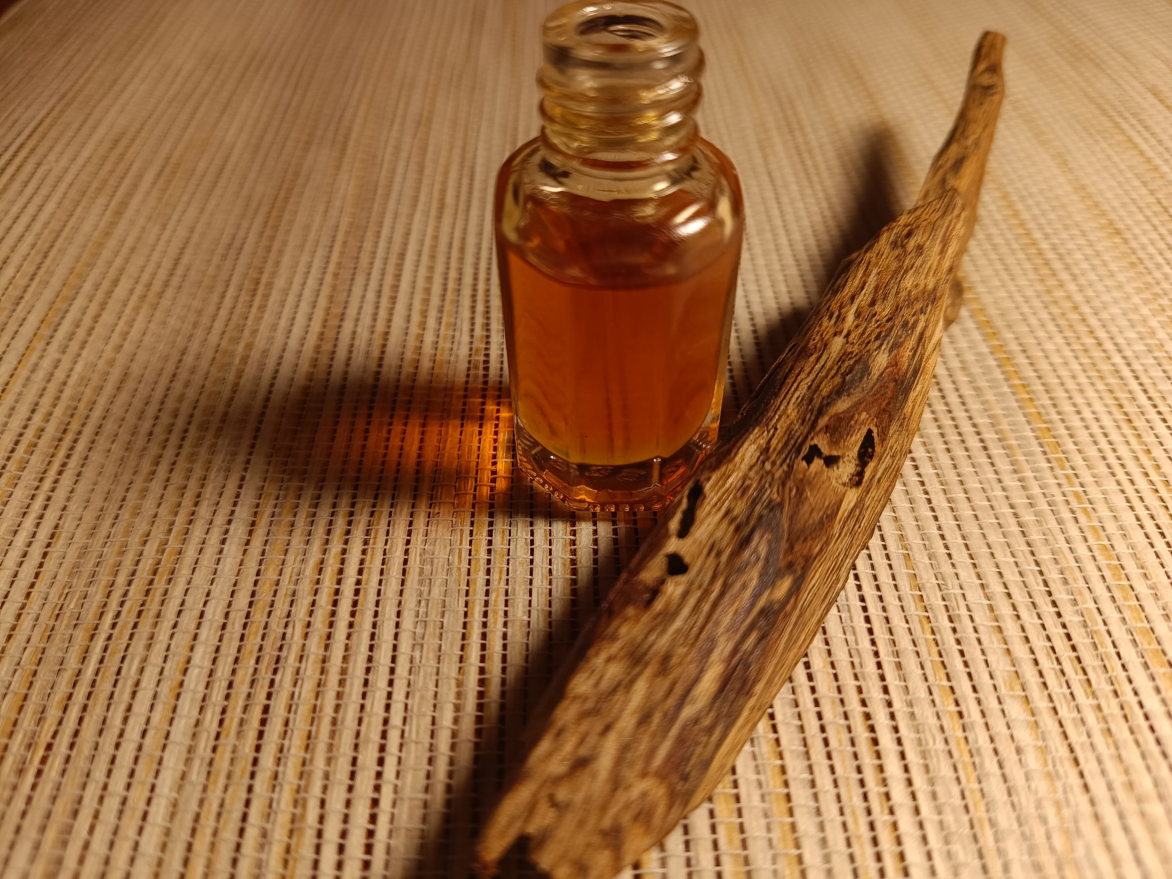 White Kyara Oud Oil
